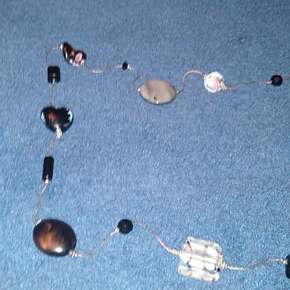 Beaded Necklace - Picture 2 of 3